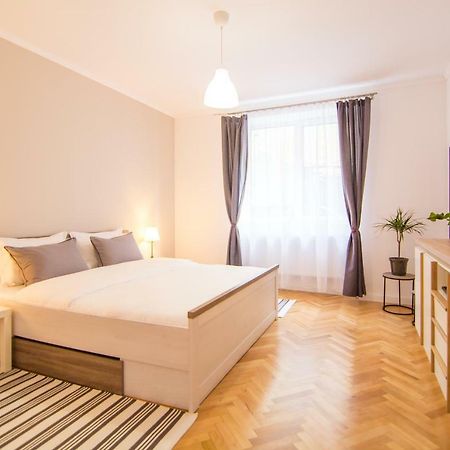 Ferienwohnung Via Del Centro Hermannstadt Exterior foto
